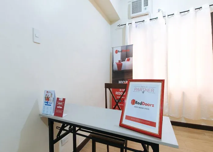 Reddoorz Near Cebu Metropolitan Cathedral * Adlawon