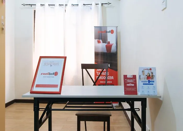 Reddoorz Near Cebu Metropolitan Cathedral ホテル *