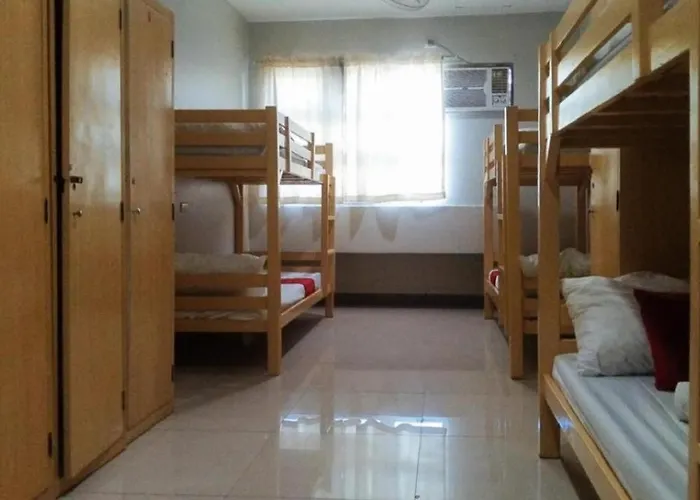 Reddoorz Near Cebu Metropolitan Cathedral ホテル Adlawon